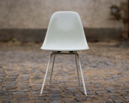 Stuhl Charles Eames Vitra Miller Fiberglas